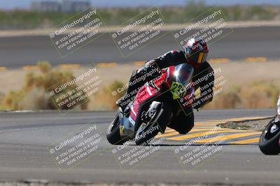 media/Oct-08-2022-SoCal Trackdays (Sat) [[1fc3beec89]]/Turn 14 (1050am)/